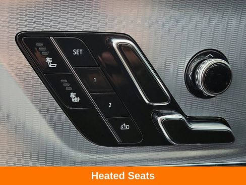 Used 2024 Cadillac Lyriq Tech AWD/4WD image 18