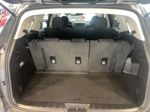 Used 2023 Subaru Ascent Premium image 19