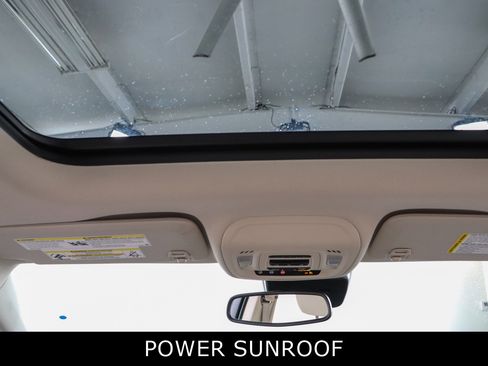 Used 2021 Buick Envision Avenir image 21