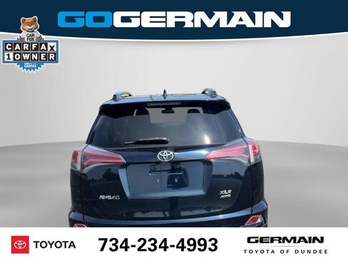 Used 2018 Toyota RAV4 XLE w/ Plus Extra Value Package AWD/4WD image 9