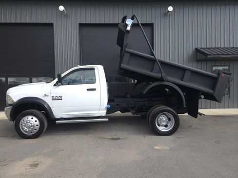 Used 2016 RAM 5500 Tradesman w/ Power & Remote Entry Group AWD/4WD image 1