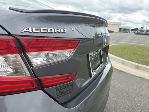 Used 2019 Honda Accord Sport image 39
