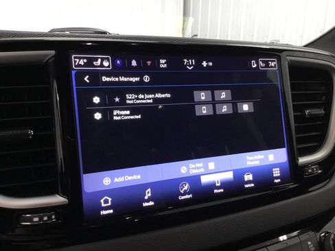 Used 2025 Chrysler Pacifica Select FWD image 24