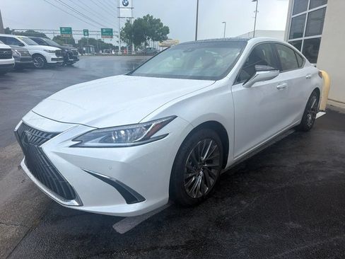 Used 2025 Lexus ES 350 w/ Luxury Package FWD image 1