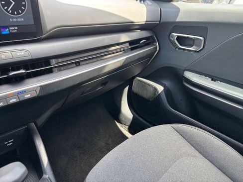 Used 2025 Kia K4 FWD image 34