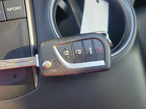 Certified 2022 Toyota Camry SE image 35