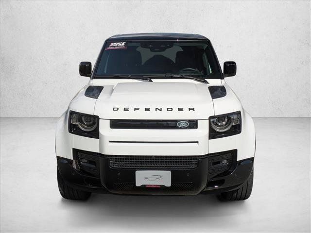 Certified 2025 Land Rover Defender 110 X-Dynamic SE AWD/4WD image 2