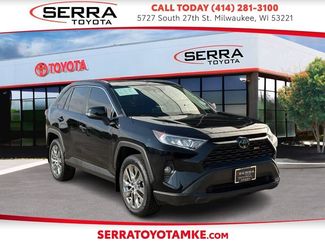 Used 2020 Toyota RAV4 XLE Premium AWD/4WD video 1