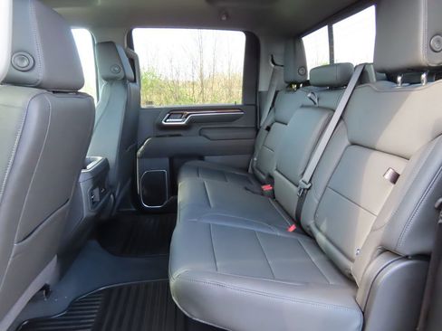 New 2026 Chevrolet Silverado 3500 LT w/ Trail Boss Package AWD/4WD image 28