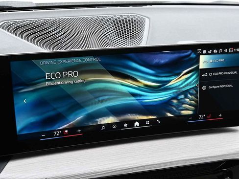 New 2026 BMW 330i Sedan w/ Premium Package image 27