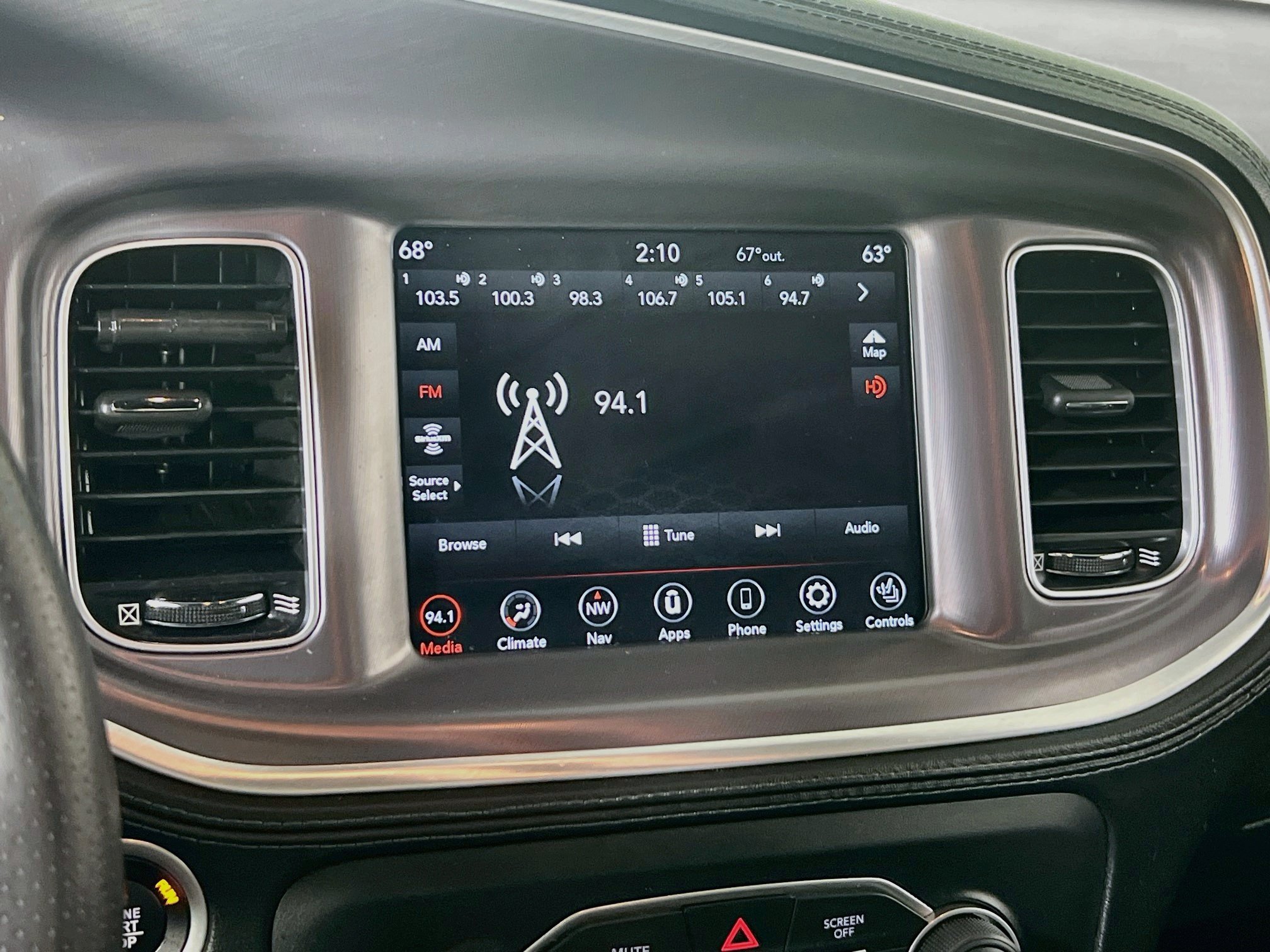Used 2020 Dodge Charger SXT w/ Plus Group AWD/4WD image 15