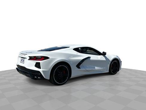 Used 2025 Chevrolet Corvette Stingray Coupe w/ 1LT image 8