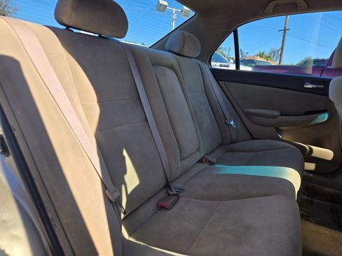 Used 2006 Honda Accord LX image 17
