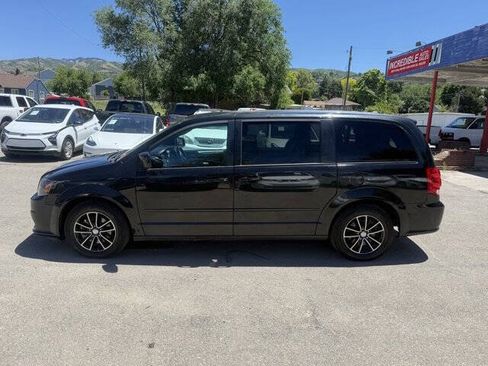 Used 2016 Dodge Grand Caravan R/T FWD image 7