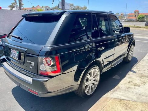 Used 2011 Land Rover Range Rover Sport HSE AWD/4WD image 3