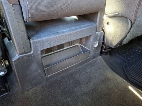 Used 2018 Chevrolet Silverado 1500 LT w/ All Star Edition image 12