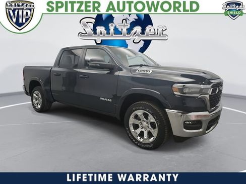 New 2025 RAM 1500 Big Horn AWD/4WD image 1