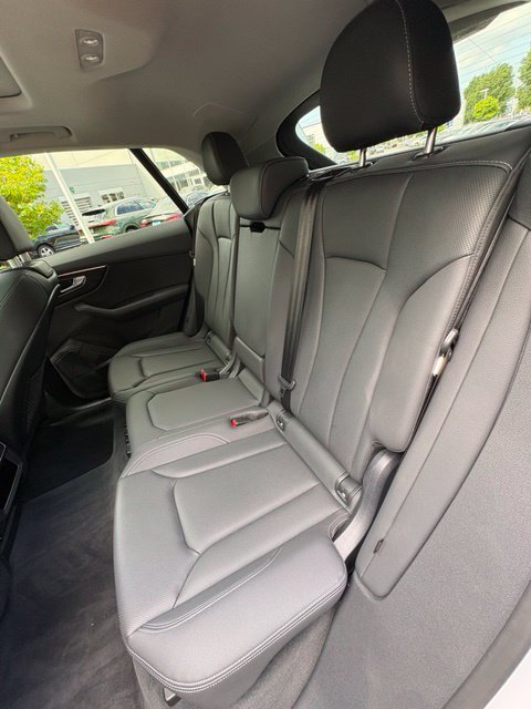 Certified 2023 Audi Q8 Premium Plus AWD/4WD image 11
