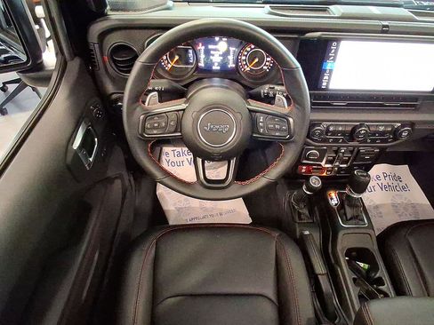 Used 2026 Jeep Wrangler Unlimited Rubicon 392 w/ Quick Order Package 27X Moab AWD/4WD image 27