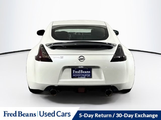 Used 2020 Nissan 370Z Coupe RWD image 11