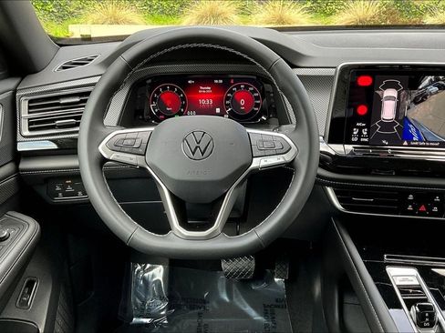New 2025 Volkswagen Atlas Cross Sport SEL image 4