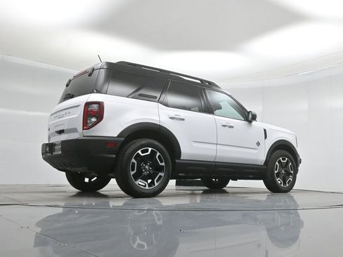 Certified 2022 Ford Bronco Sport Outer Banks w/ Tech Package AWD/4WD image 49