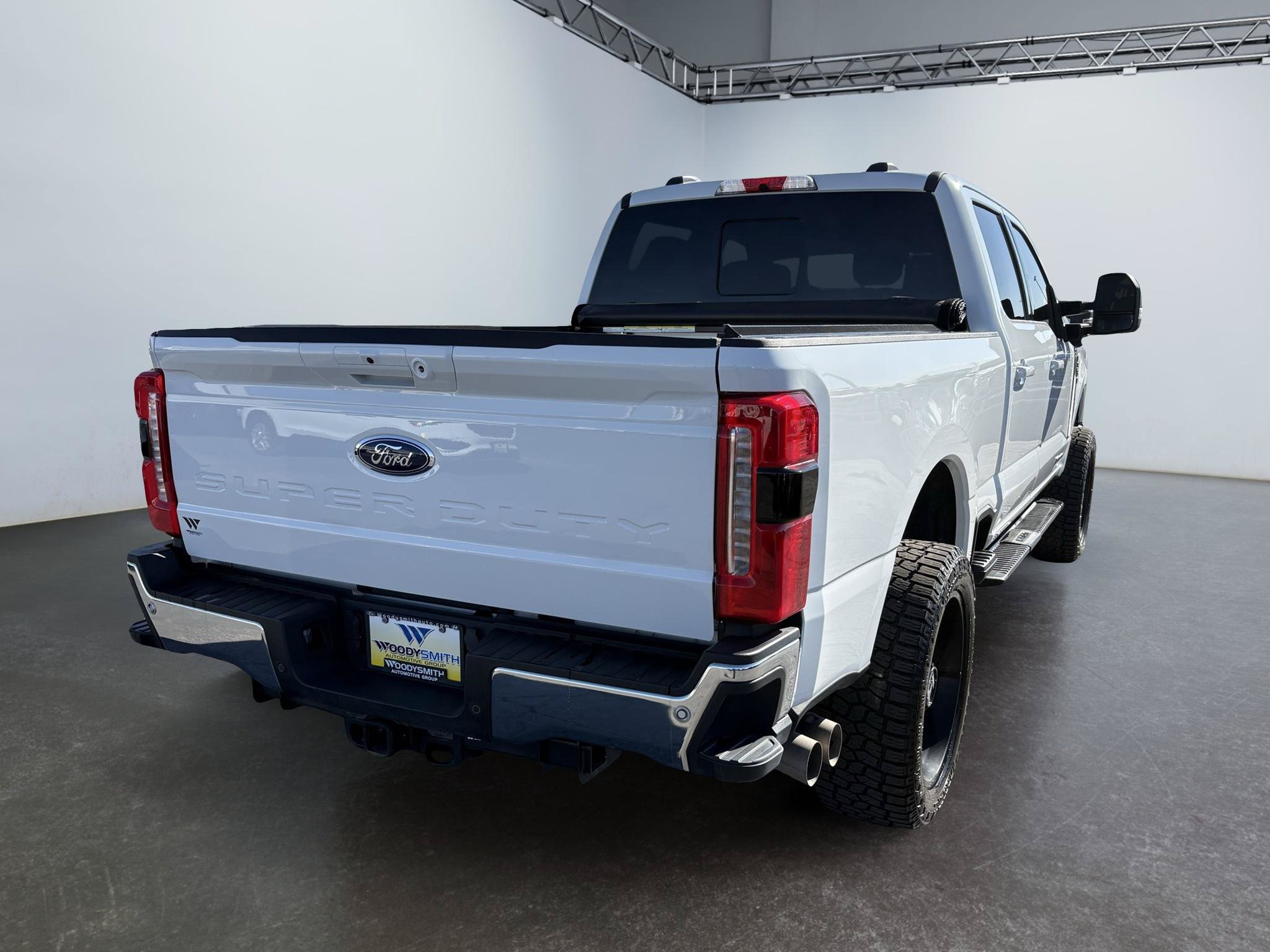 Used 2026 Ford F350 Lariat w/ Lariat Premium Package AWD/4WD image 5