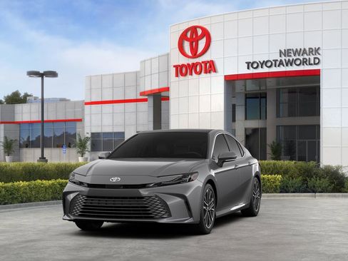 New 2026 Toyota Camry XLE AWD/4WD image 3