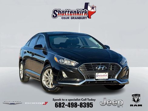 Used 2019 Hyundai Sonata SE image 1