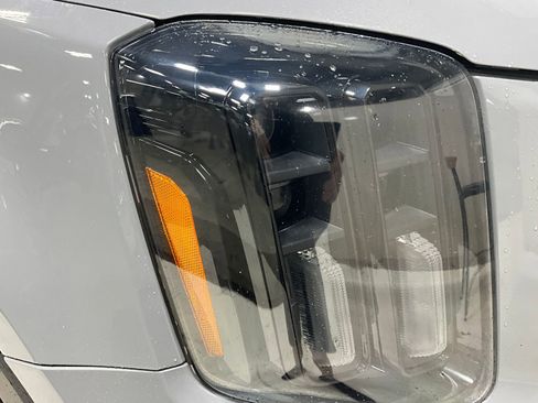 Used 2024 Kia Telluride SX Prestige X-Pro AWD/4WD image 27