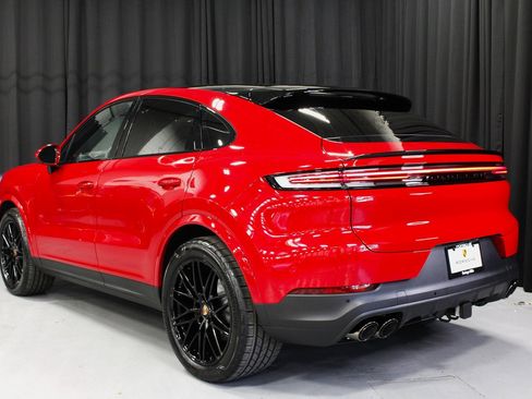 New 2026 Porsche Cayenne Coupe image 3
