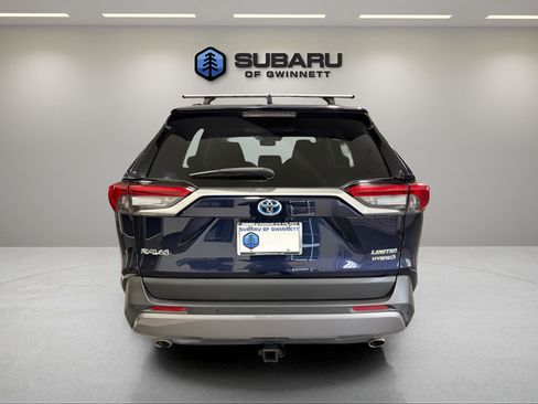 Used 2019 Toyota RAV4 Limited AWD/4WD image 4