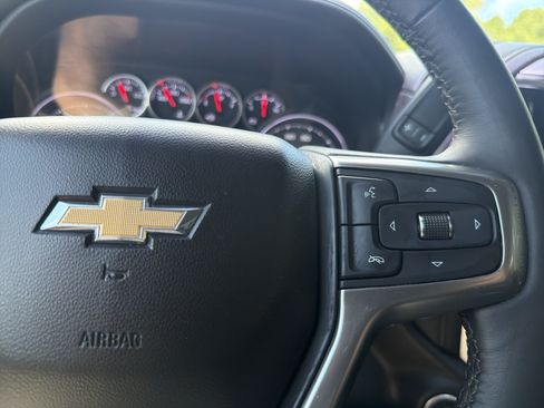 Used 2020 Chevrolet Silverado 3500 LTZ w/ LTZ Convenience Package AWD/4WD image 28