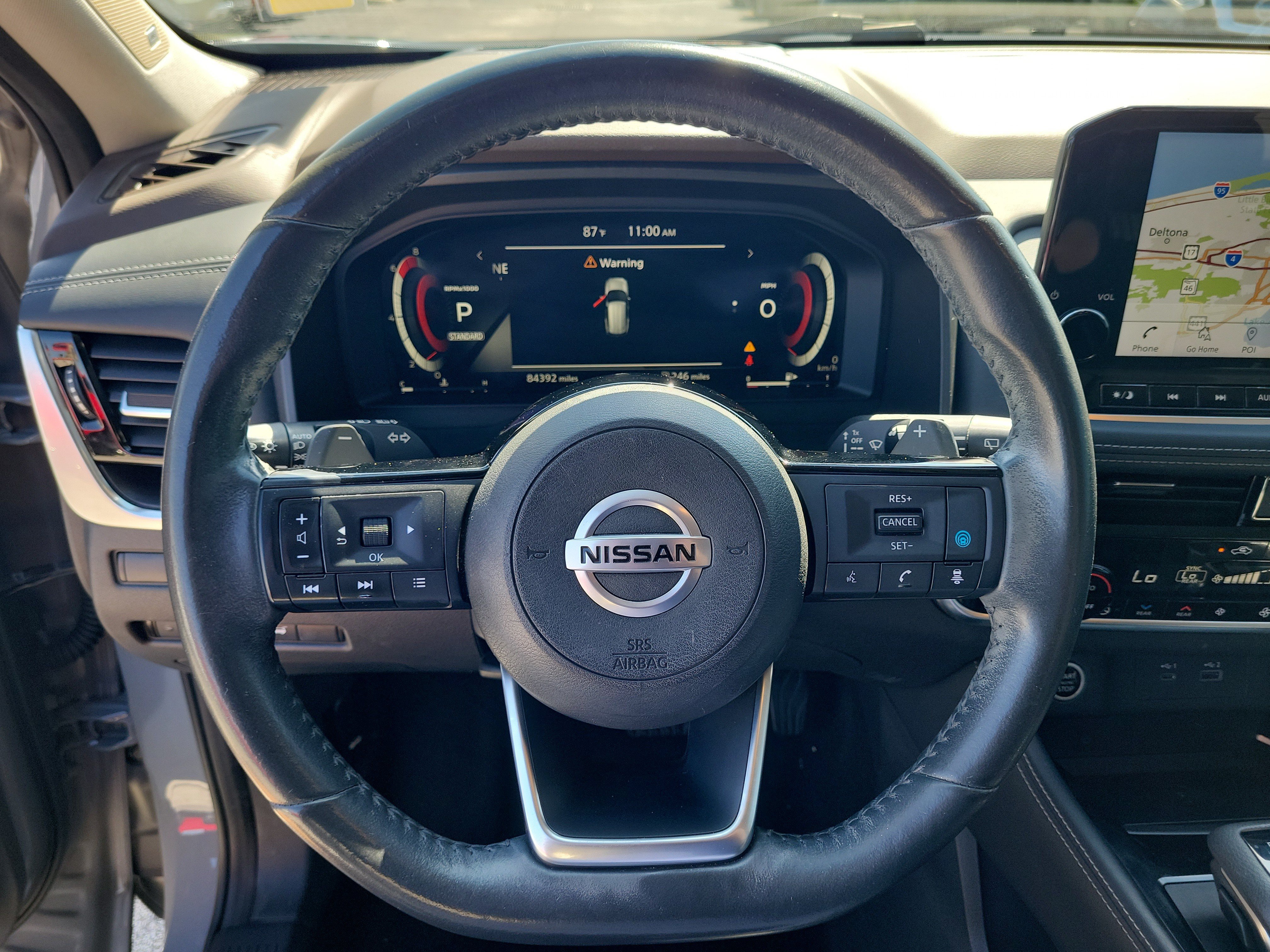 Used 2021 Nissan Rogue Platinum FWD image 16
