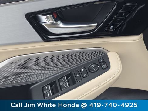 Used 2024 Acura MDX w/Technology Package image 32