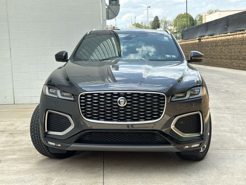 Used 2026 Jaguar F-PACE R-Dynamic S image 2
