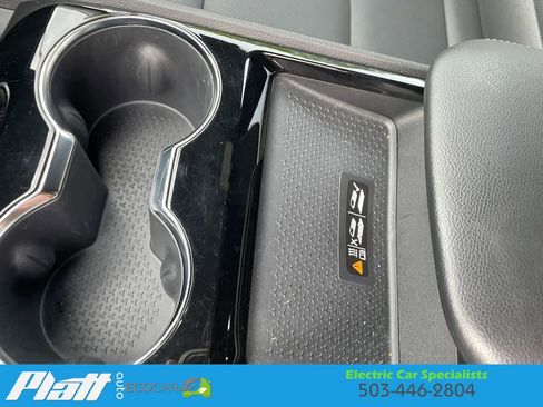 Used 2024 Chevrolet Blazer EV LT AWD/4WD image 34