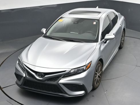 Certified 2024 Toyota Camry SE image 30