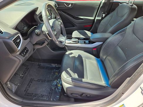 Used 2019 Hyundai Ioniq Limited FWD image 8