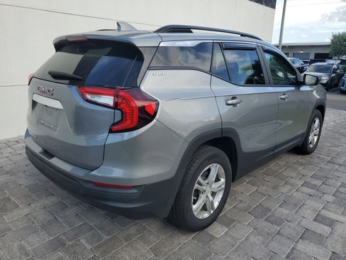Certified 2024 GMC Terrain SLE w/ Driver Convenience Package FWD image 6