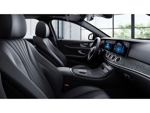 Certified 2023 Mercedes-Benz E 350 4MATIC Sedan image 34