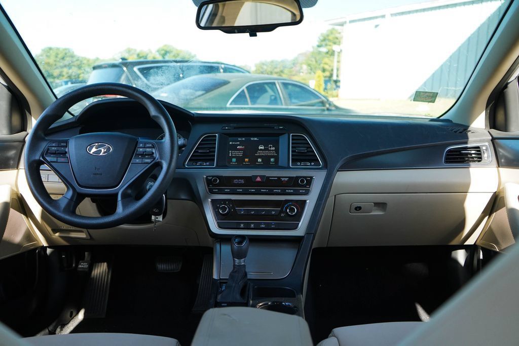 Used 2017 Hyundai Sonata Sport FWD image 10