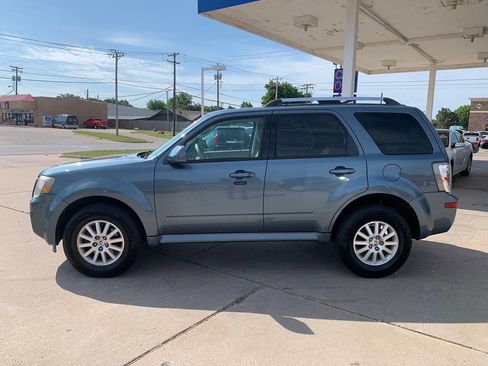 Used 2010 Mercury Mariner Premier FWD image 4