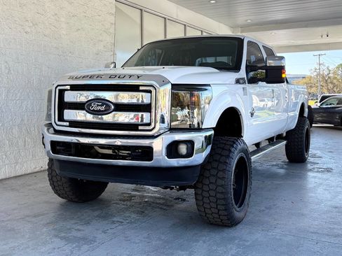 Used 2014 Ford F250 XL w/ Power Equipment Group image 2