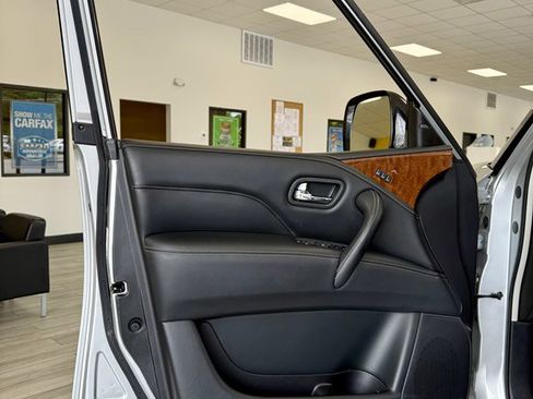 Used 2019 INFINITI QX80 Luxe w/ Proassist Package image 14