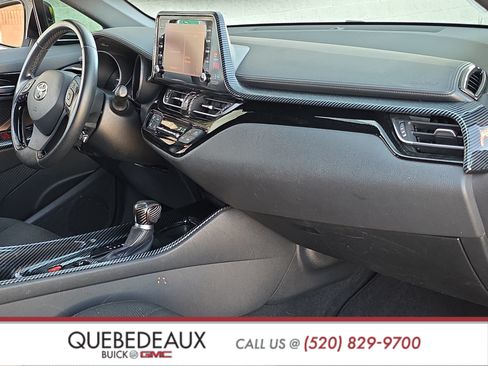 Used 2019 Toyota C-HR XLE FWD image 26