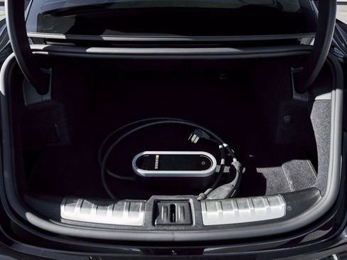 Used 2020 Porsche Taycan Turbo S AWD/4WD image 19