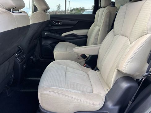 Used 2023 Subaru Ascent Premium w/ Convenience Package image 14