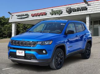 New 2026 Jeep Compass Latitude video 2