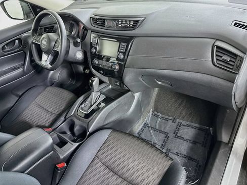 Used 2019 Nissan Rogue S AWD/4WD image 29